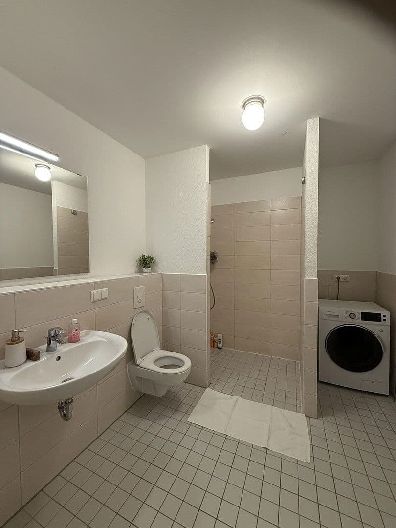 Pronájem domu 55 m², pozemek 1 m², Berlin, Berlín Pronájem domu 55 m², pozemek 1 m², Berlin, Berlín