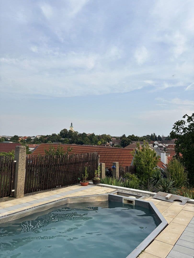 Prodej domu 420 m², pozemek 1.600 m², Drasenhofen, Dolní Rakousko Prodej domu 420 m², pozemek 1.600 m², Drasenhofen, Dolní Rakousko