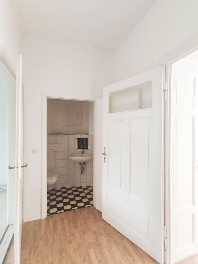 Pronájem kanceláře 68 m², Südstrasse 35, Leipzig, Sasko Pronájem kanceláře 68 m², Südstrasse 35, Leipzig, Sasko