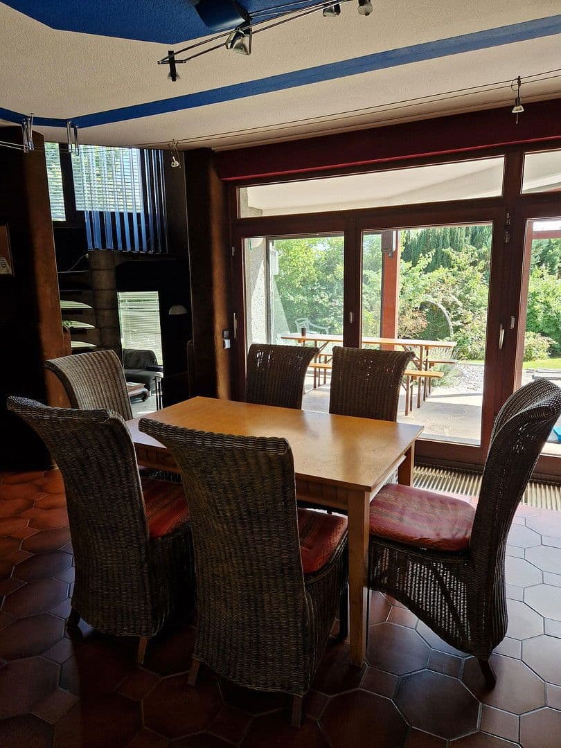 Prodej domu 221 m², pozemek 1.712 m², Schwäbisch Gmünd, Bádensko-Württembersko Prodej domu 221 m², pozemek 1.712 m², Schwäbisch Gmünd, Bádensko-Württembersko