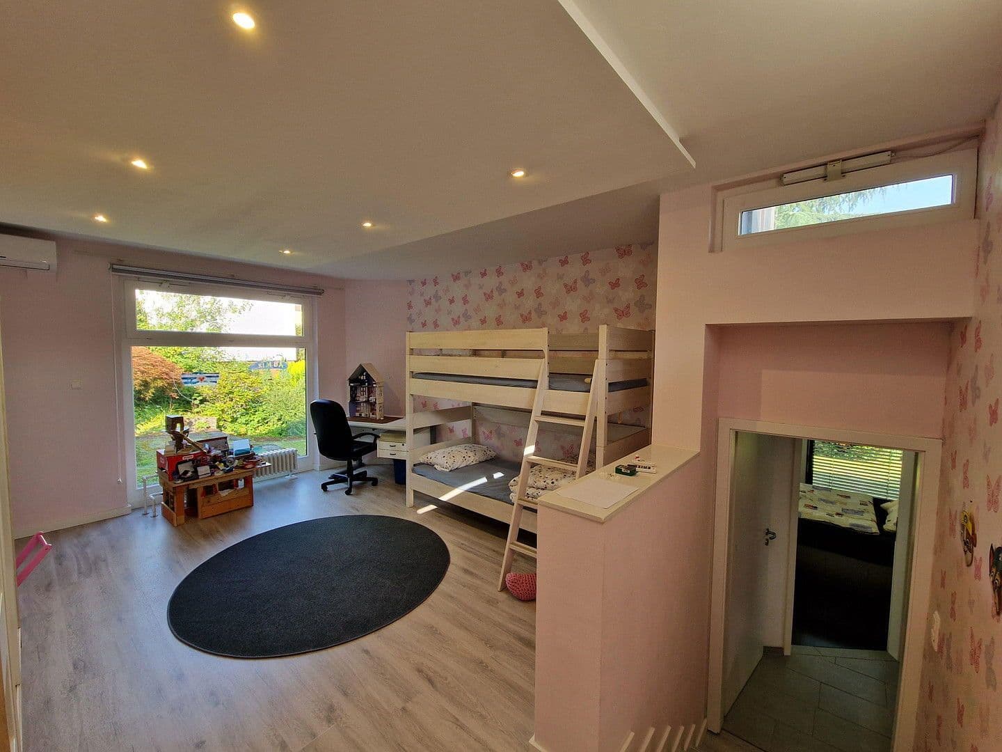 Prodej domu 221 m², pozemek 1.712 m², Schwäbisch Gmünd, Bádensko-Württembersko Prodej domu 221 m², pozemek 1.712 m², Schwäbisch Gmünd, Bádensko-Württembersko