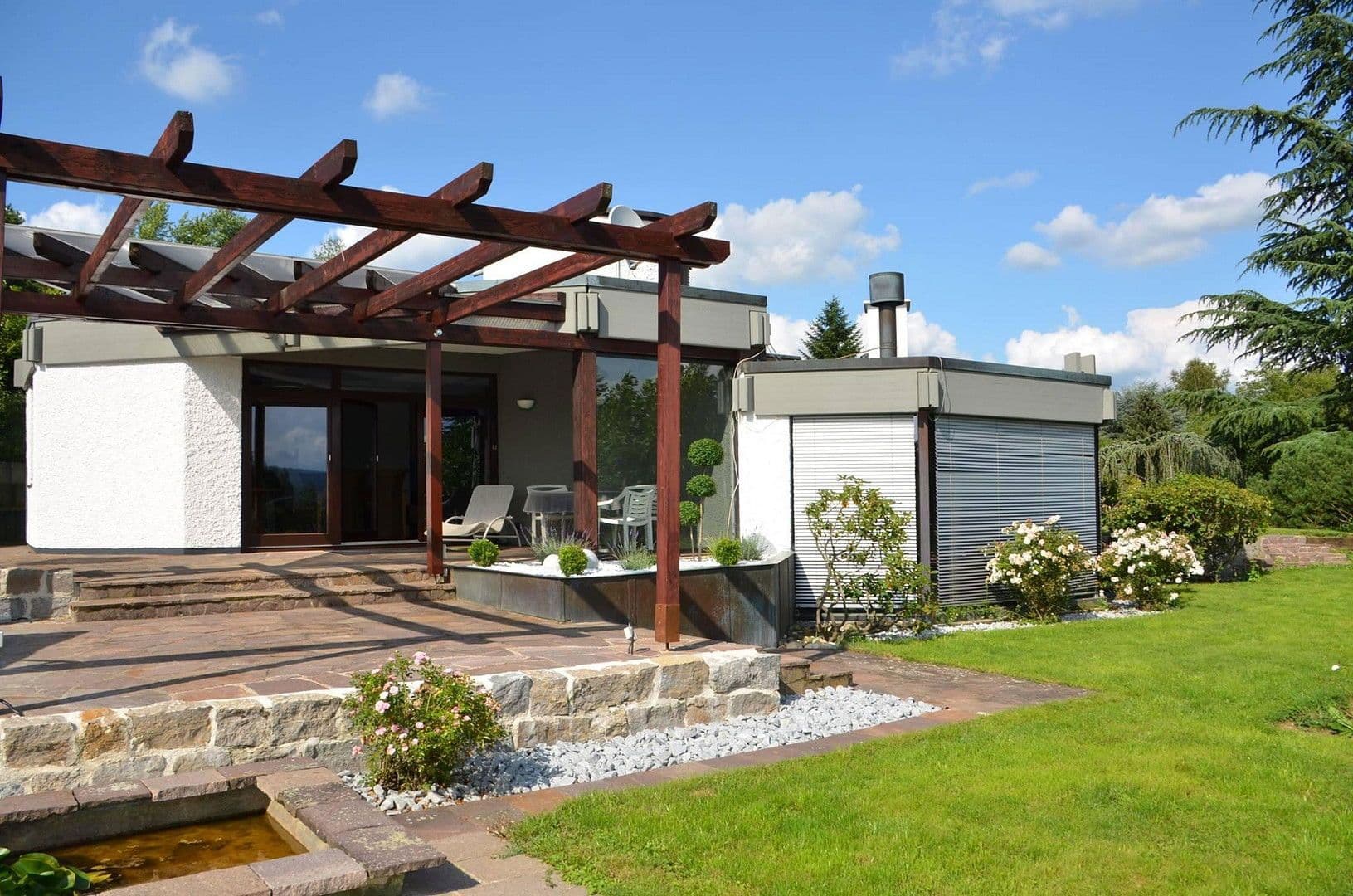 Prodej domu 221 m², pozemek 1.712 m², Schwäbisch Gmünd, Bádensko-Württembersko Prodej domu 221 m², pozemek 1.712 m², Schwäbisch Gmünd, Bádensko-Württembersko