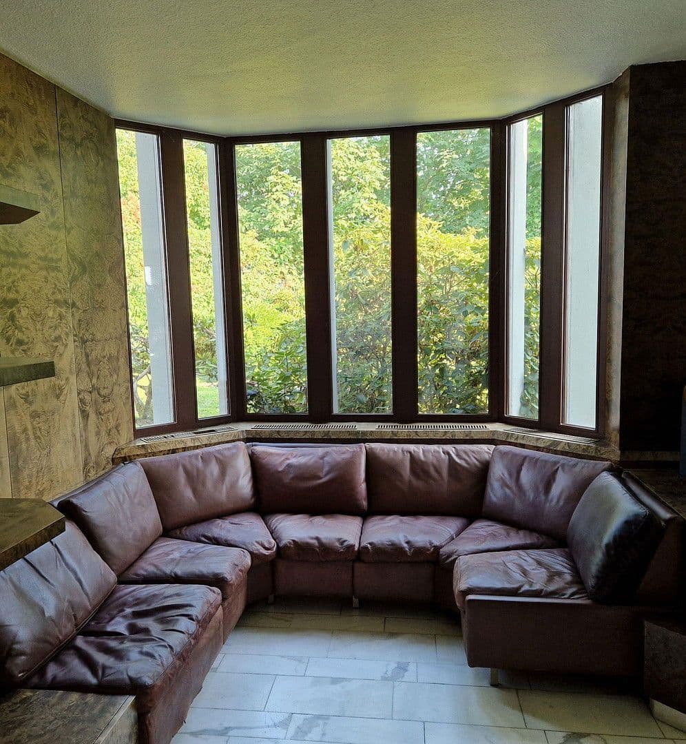 Prodej domu 221 m², pozemek 1.712 m², Schwäbisch Gmünd, Bádensko-Württembersko Prodej domu 221 m², pozemek 1.712 m², Schwäbisch Gmünd, Bádensko-Württembersko