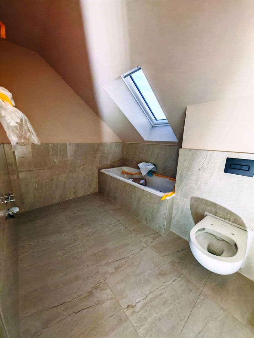 Pronájem domu 125 m², pozemek 320 m², Hohenhameln, Dolní Sasko Pronájem domu 125 m², pozemek 320 m², Hohenhameln, Dolní Sasko