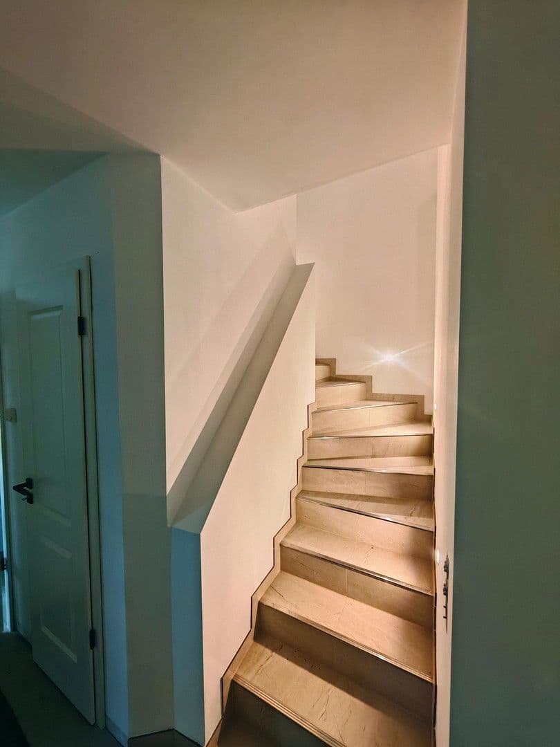 Pronájem domu 125 m², pozemek 320 m², Hohenhameln, Dolní Sasko Pronájem domu 125 m², pozemek 320 m², Hohenhameln, Dolní Sasko