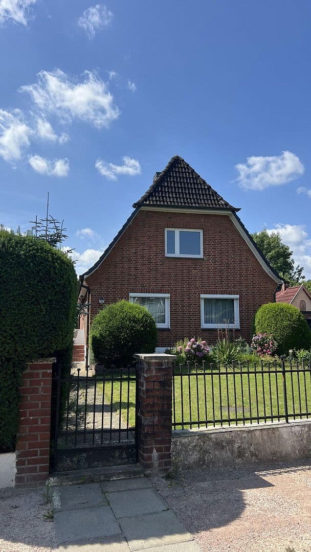 Prodej domu 130 m², pozemek 892 m², Hamburg, Hamburg Prodej domu 130 m², pozemek 892 m², Hamburg, Hamburg