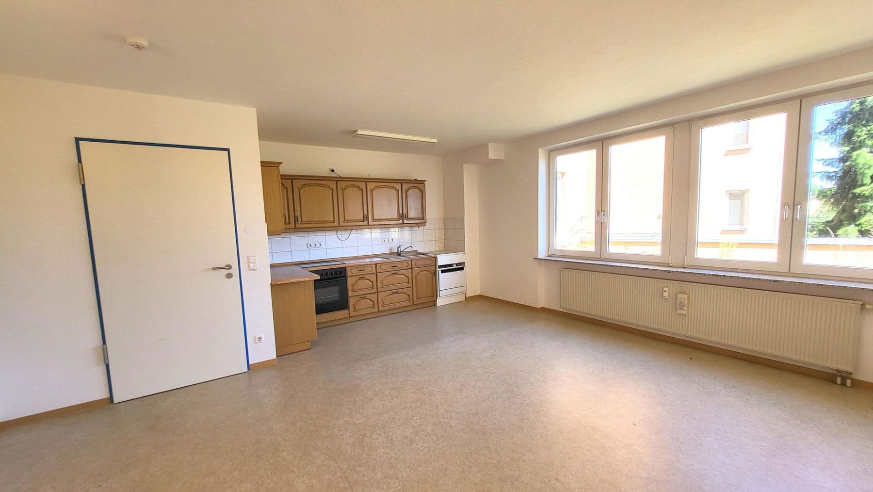 Pronájem bytu 2+1 55 m², Äußere Leipziger Straße 23a, Schkeuditz, Sasko Pronájem bytu 2+1 55 m², Äußere Leipziger Straße 23a, Schkeuditz, Sasko