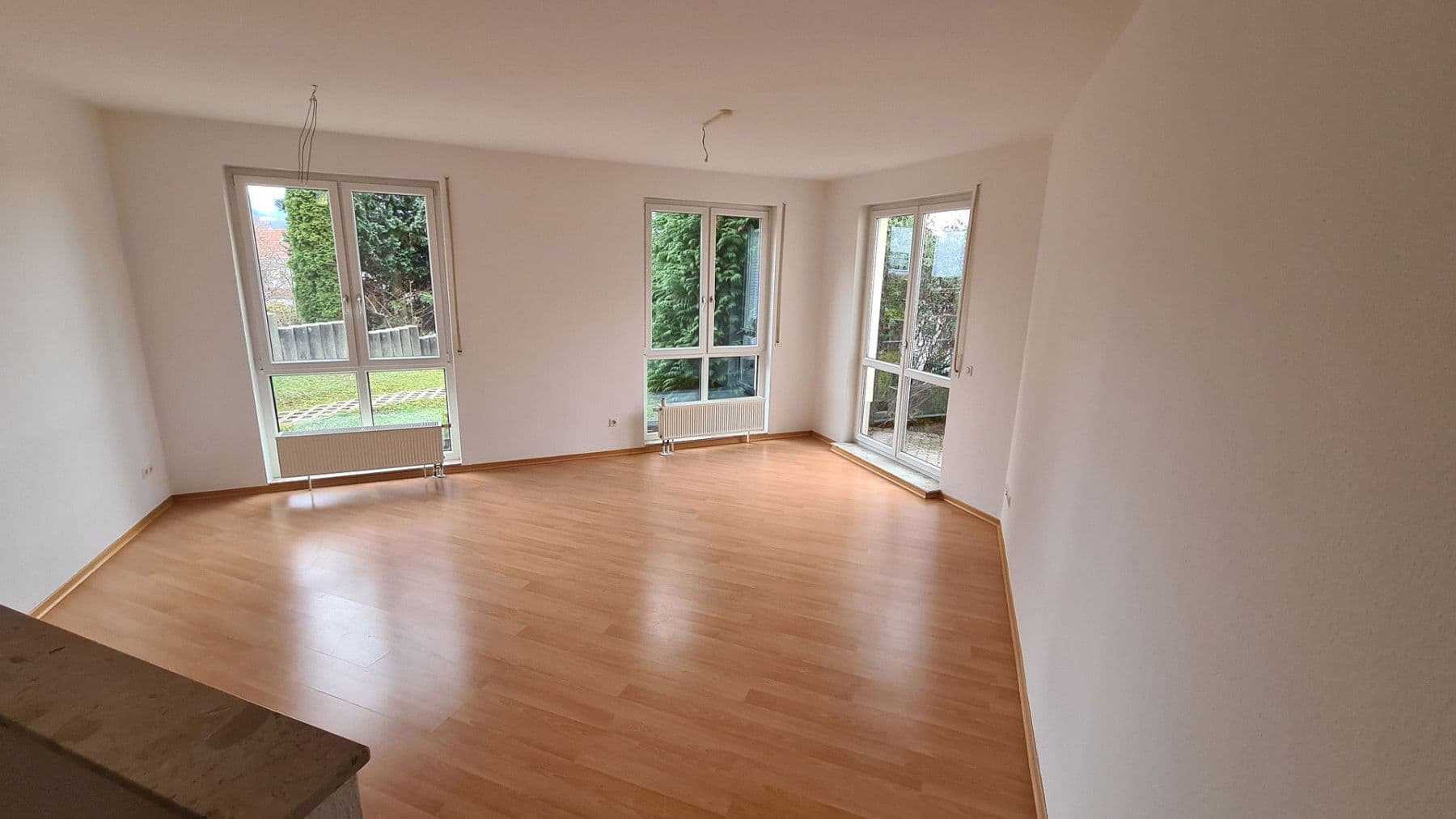 Pronájem bytu 2+1 78 m², Suhl, Durynsko Pronájem bytu 2+1 78 m², Suhl, Durynsko