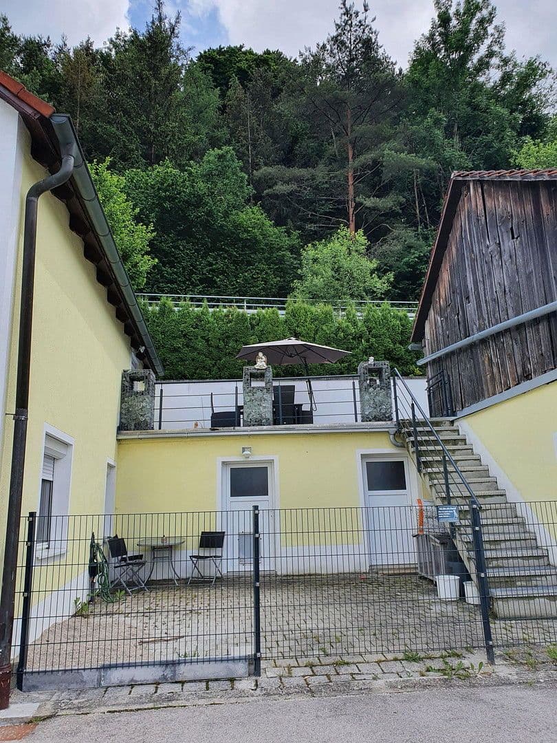 Prodej domu 145 m², pozemek 452 m², Altmannstein, Bavorsko Prodej domu 145 m², pozemek 452 m², Altmannstein, Bavorsko
