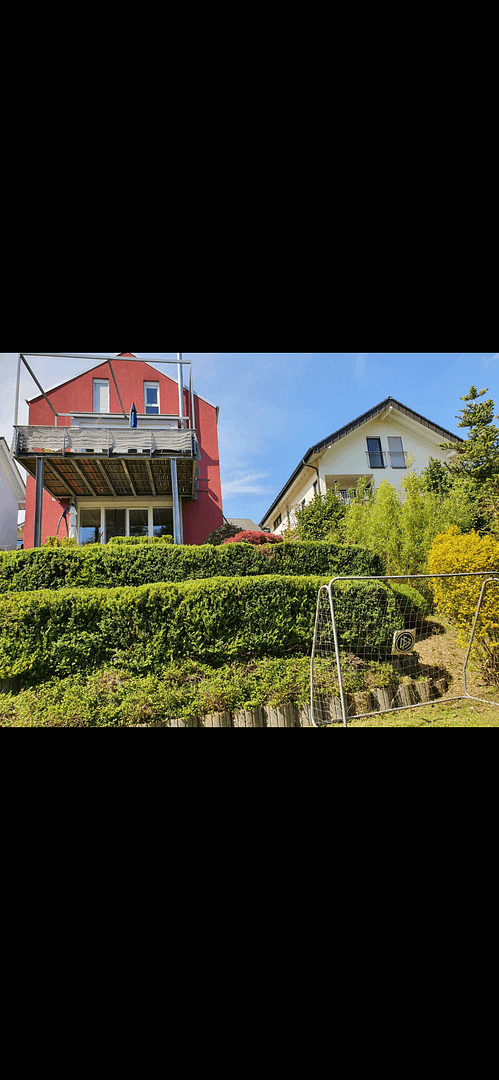 Pronájem bytu 4+1 120 m², Siegen, Severní Porýní-Vestfálsko Pronájem bytu 4+1 120 m², Siegen, Severní Porýní-Vestfálsko