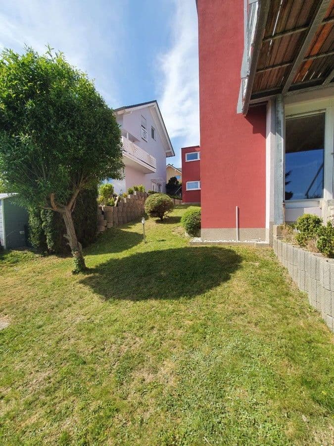 Pronájem bytu 4+1 120 m², Siegen, Severní Porýní-Vestfálsko Pronájem bytu 4+1 120 m², Siegen, Severní Porýní-Vestfálsko