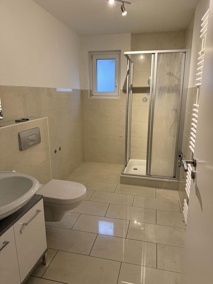 Pronájem bytu 4+1 120 m², Siegen, Severní Porýní-Vestfálsko Pronájem bytu 4+1 120 m², Siegen, Severní Porýní-Vestfálsko