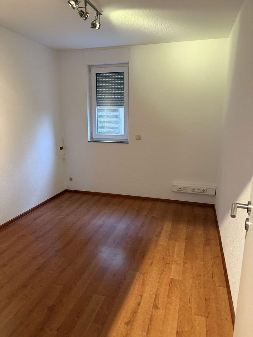 Pronájem bytu 4+1 120 m², Siegen, Severní Porýní-Vestfálsko Pronájem bytu 4+1 120 m², Siegen, Severní Porýní-Vestfálsko