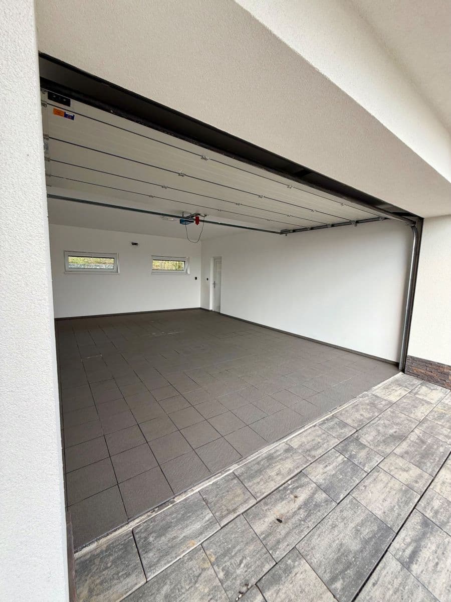 Prodej domu 180 m², pozemek 881 m², Ladova, Olomouc, Olomoucký kraj Prodej domu 180 m², pozemek 881 m², Ladova, Olomouc, Olomoucký kraj