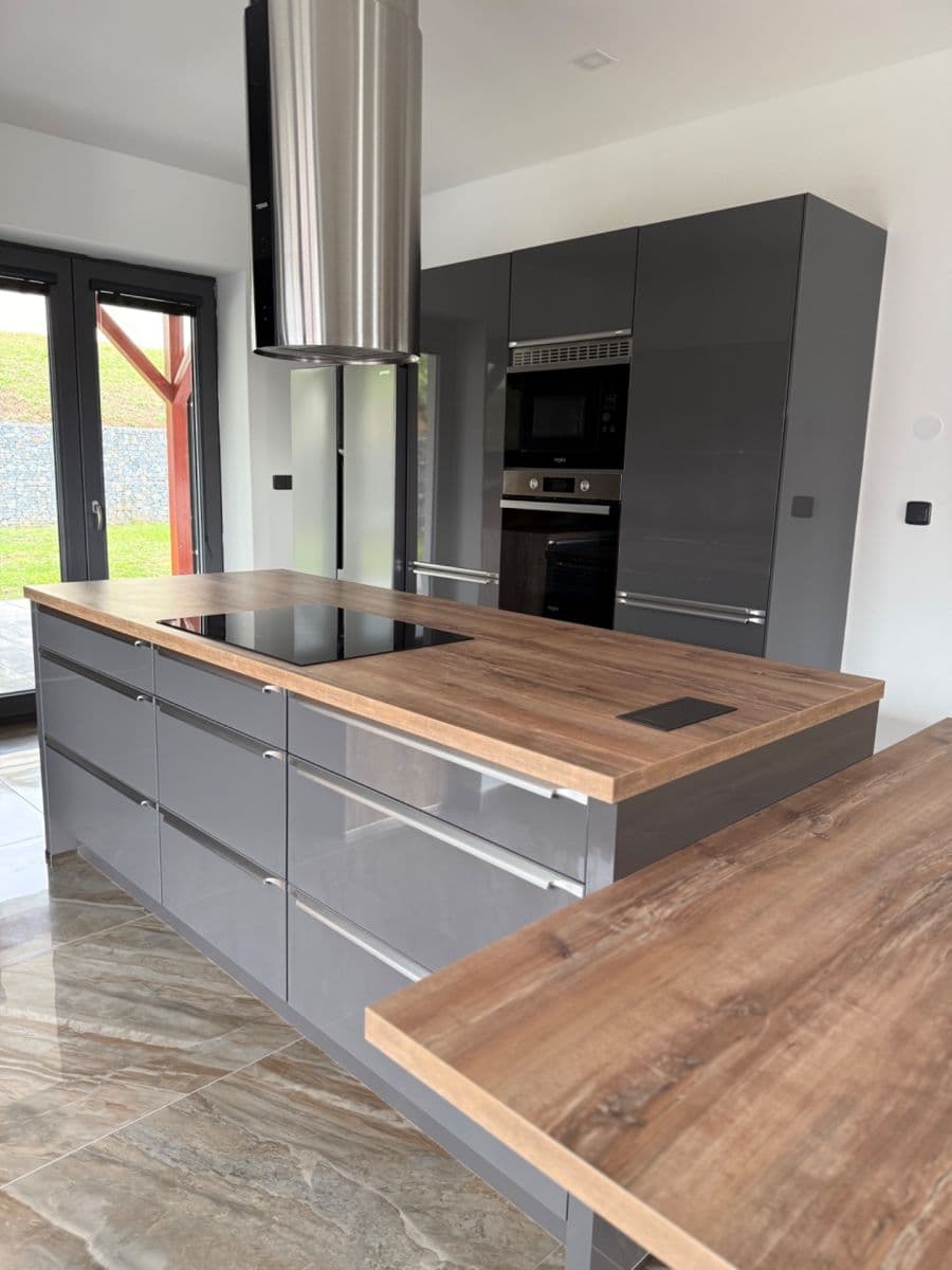 Prodej domu 180 m², pozemek 881 m², Ladova, Olomouc, Olomoucký kraj Prodej domu 180 m², pozemek 881 m², Ladova, Olomouc, Olomoucký kraj