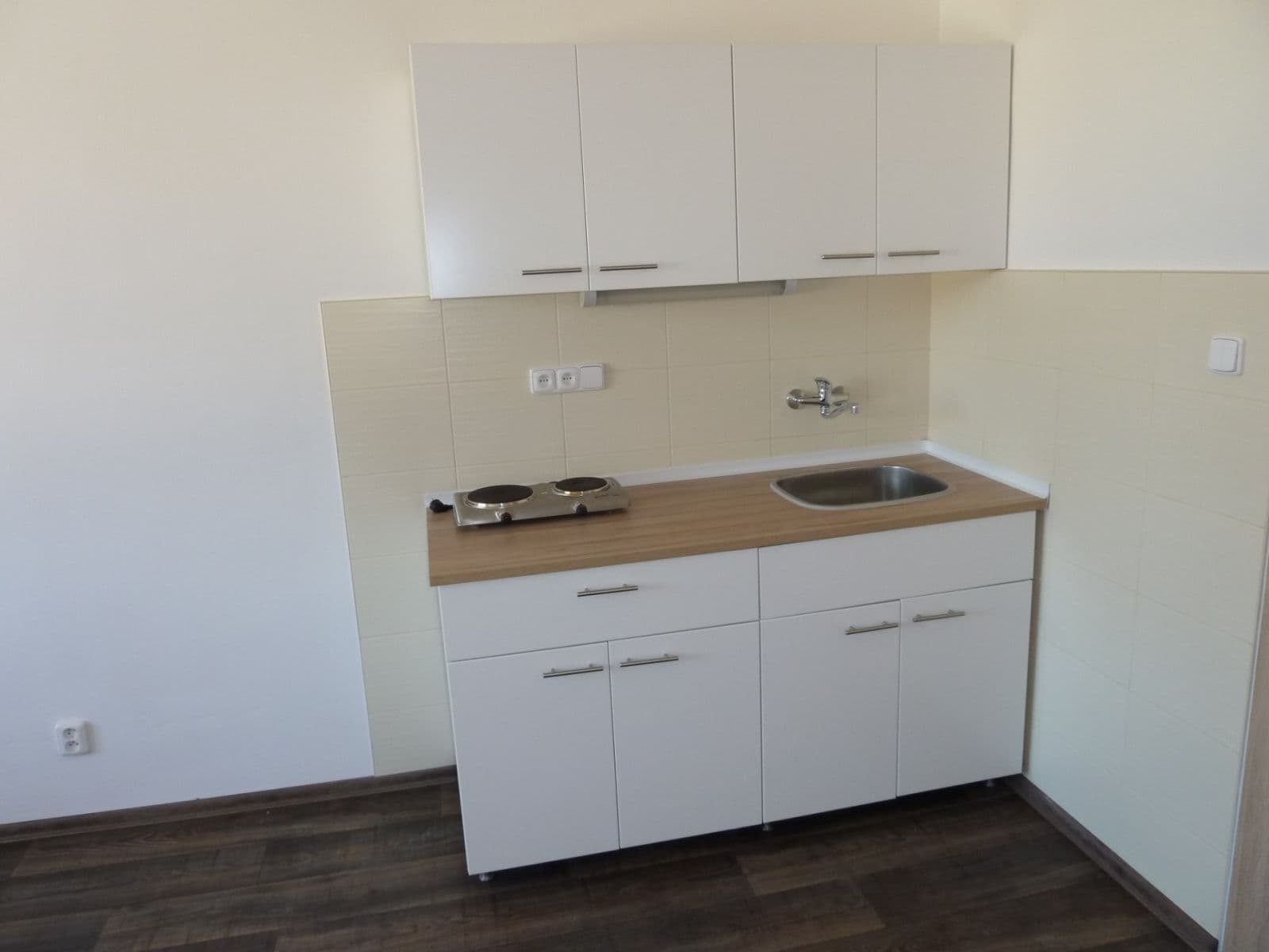 Pronájem bytu 1+kk 35 m², Střední, Brno, Jihomoravský kraj Pronájem bytu 1+kk 35 m², Střední, Brno, Jihomoravský kraj