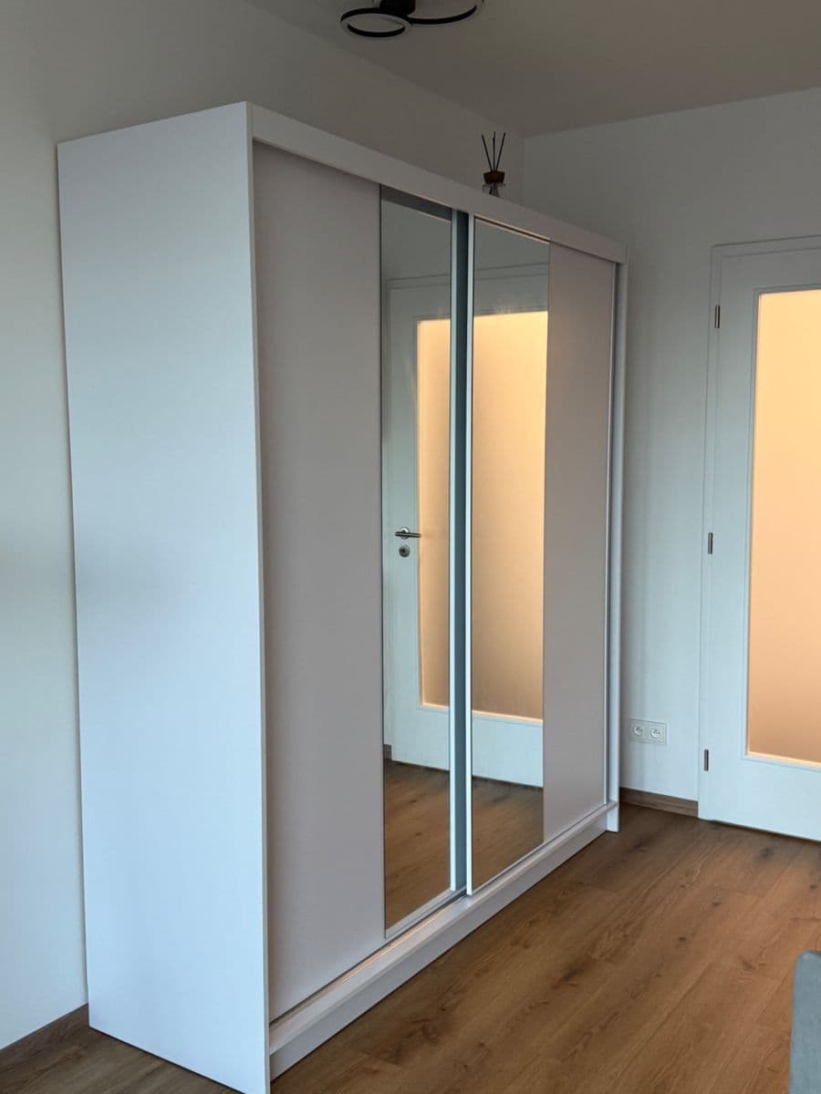 Pronájem bytu 1+kk 42 m², Olgy Havlové, Praha, Praha Pronájem bytu 1+kk 42 m², Olgy Havlové, Praha, Praha