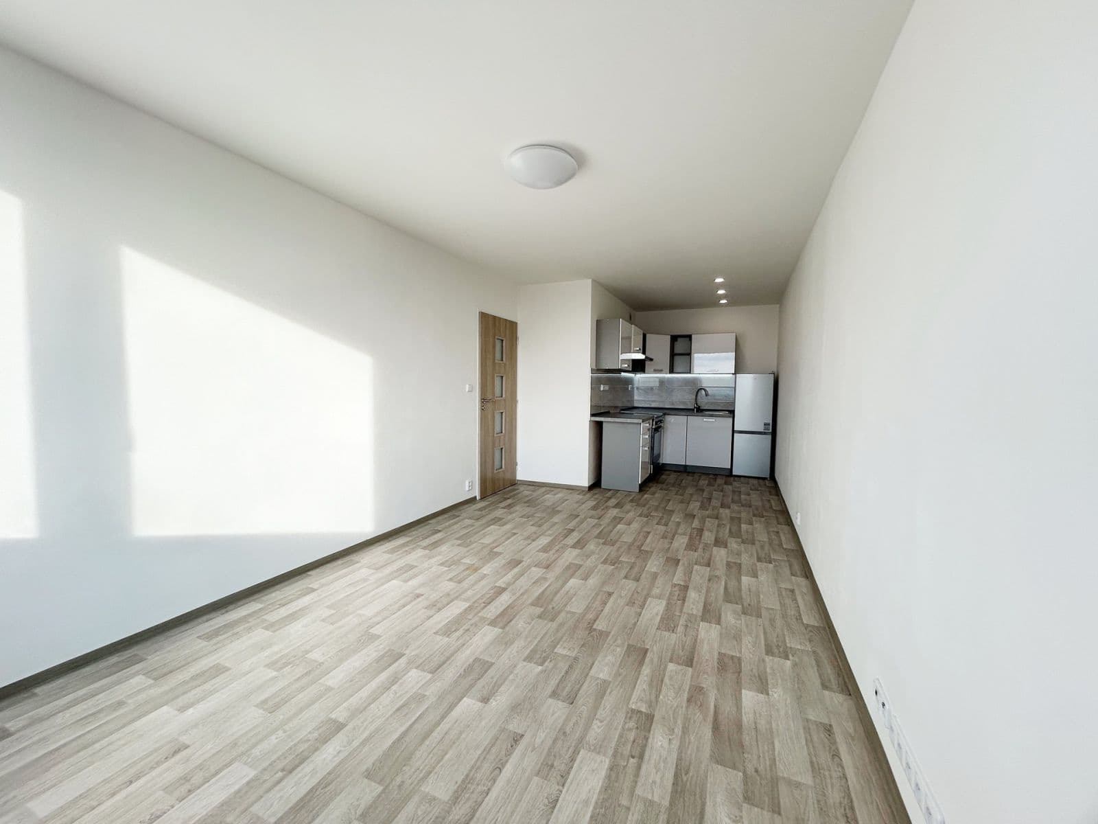 Pronájem bytu 45 m², Kpt. Stránského, Praha, Praha Pronájem bytu 45 m², Kpt. Stránského, Praha, Praha