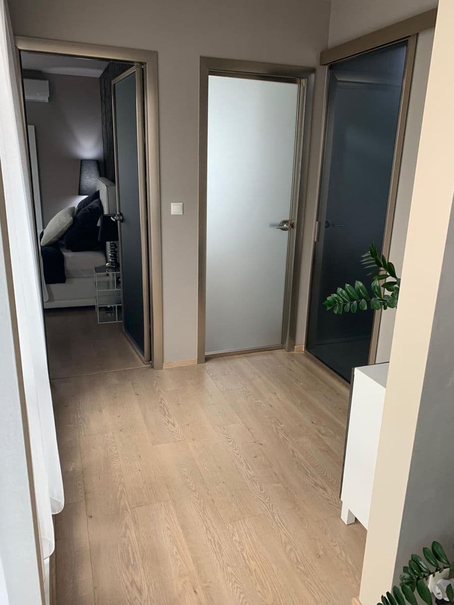 Pronájem bytu 3+kk 80 m², Květnového vítězství, Praha, Praha Pronájem bytu 3+kk 80 m², Květnového vítězství, Praha, Praha