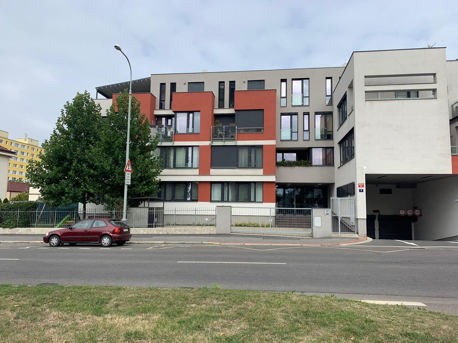 Pronájem bytu 3+kk 80 m², Květnového vítězství, Praha, Praha Pronájem bytu 3+kk 80 m², Květnového vítězství, Praha, Praha