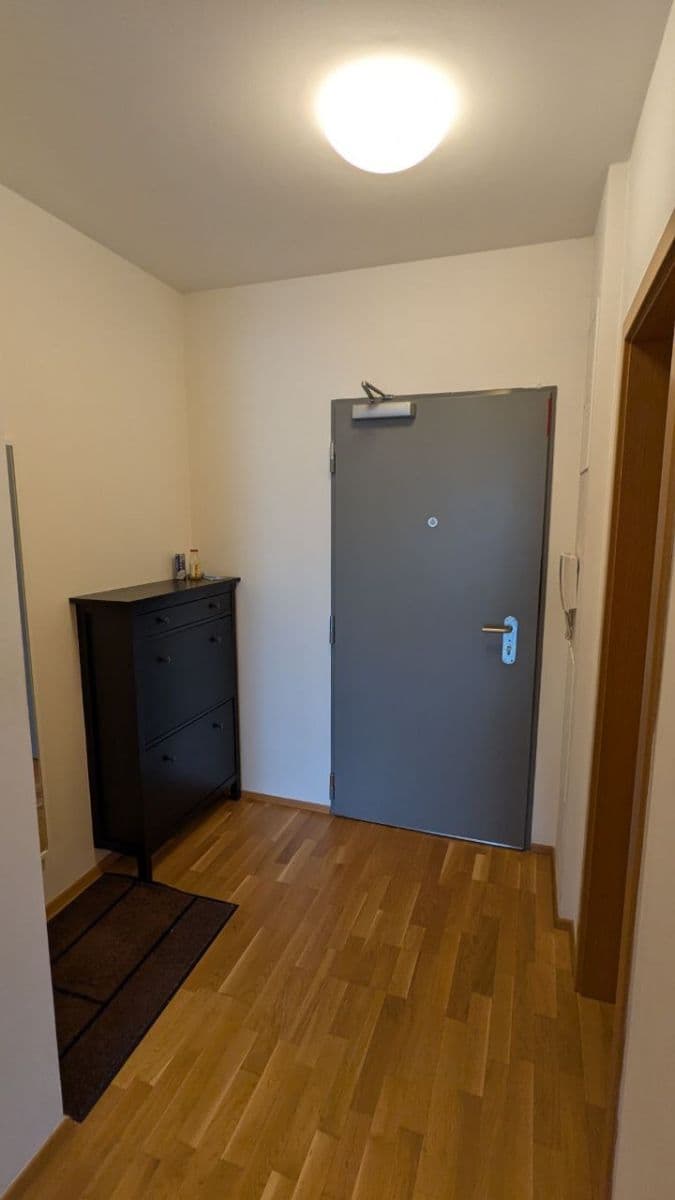 Pronájem bytu 2+kk 69 m², Korunní, Praha, Praha Pronájem bytu 2+kk 69 m², Korunní, Praha, Praha