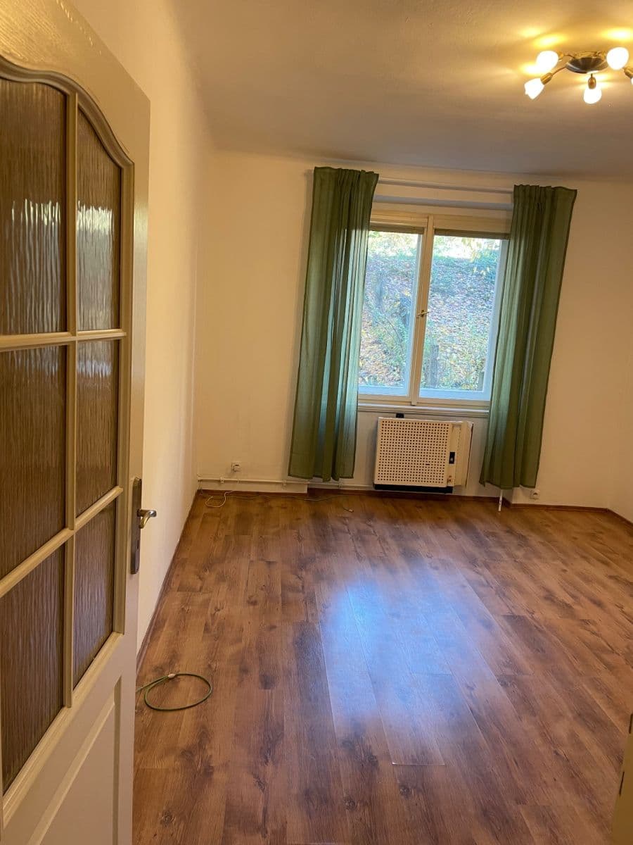 Pronájem bytu 2+kk 55 m², Šrobárova, Praha, Praha Pronájem bytu 2+kk 55 m², Šrobárova, Praha, Praha