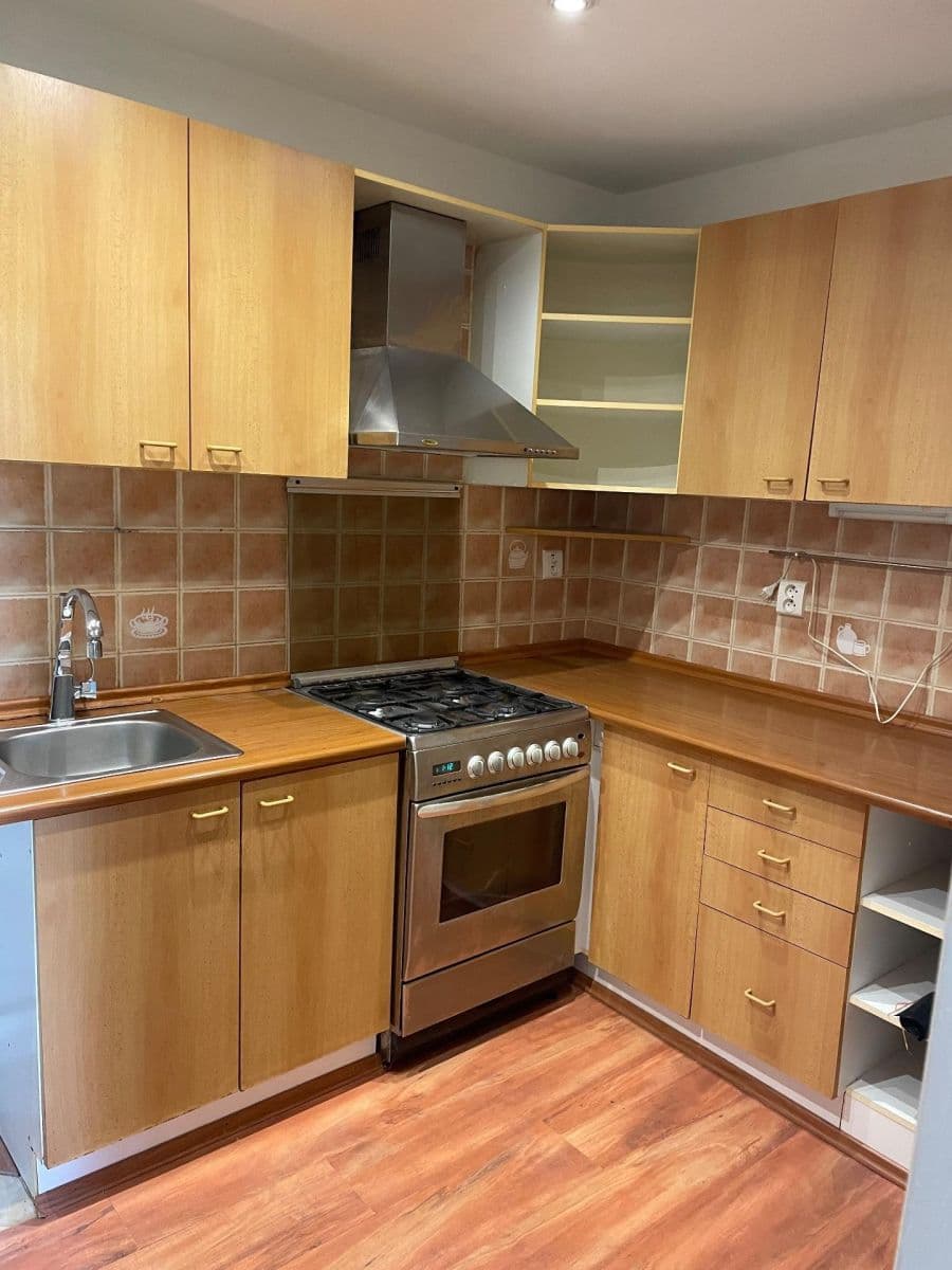 Pronájem bytu 2+kk 55 m², Šrobárova, Praha, Praha Pronájem bytu 2+kk 55 m², Šrobárova, Praha, Praha