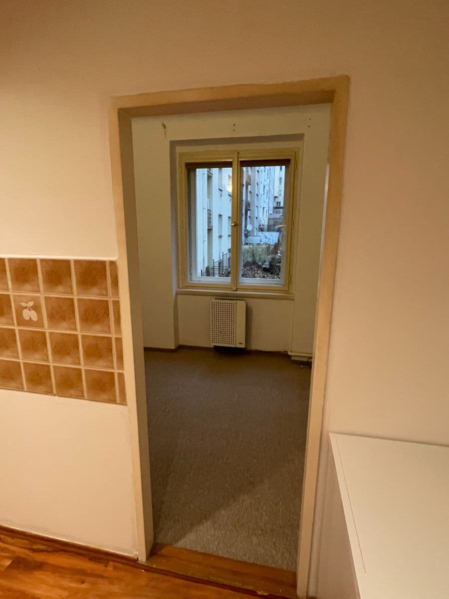 Pronájem bytu 2+kk 55 m², Šrobárova, Praha, Praha Pronájem bytu 2+kk 55 m², Šrobárova, Praha, Praha