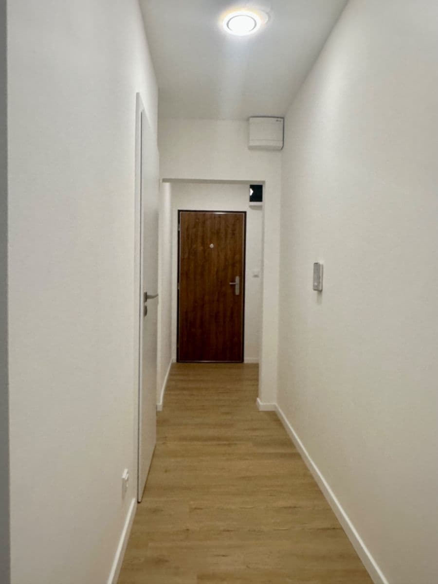 Prodej bytu 4+kk 72 m², Pomořanská, Praha, Praha Prodej bytu 4+kk 72 m², Pomořanská, Praha, Praha