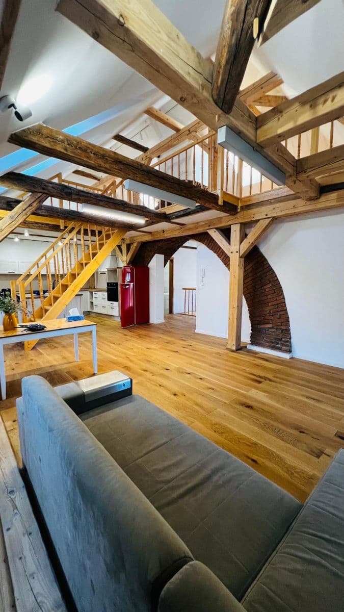 Pronájem bytu 3+kk 118 m², Soukenická, Slaný, Středočeský kraj Pronájem bytu 3+kk 118 m², Soukenická, Slaný, Středočeský kraj