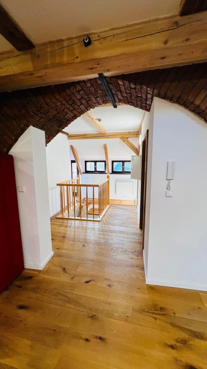 Pronájem bytu 3+kk 118 m², Soukenická, Slaný, Středočeský kraj Pronájem bytu 3+kk 118 m², Soukenická, Slaný, Středočeský kraj