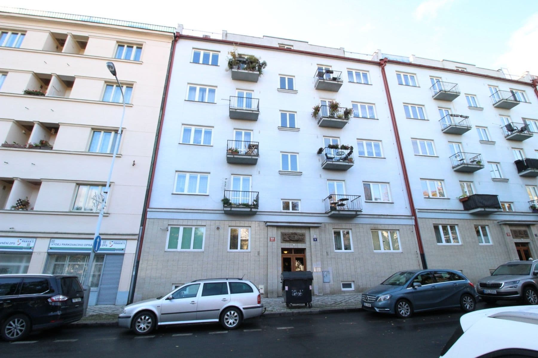 Pronájem bytu 1+1 43 m², náměstí 14. října, Praha, Praha Pronájem bytu 1+1 43 m², náměstí 14. října, Praha, Praha