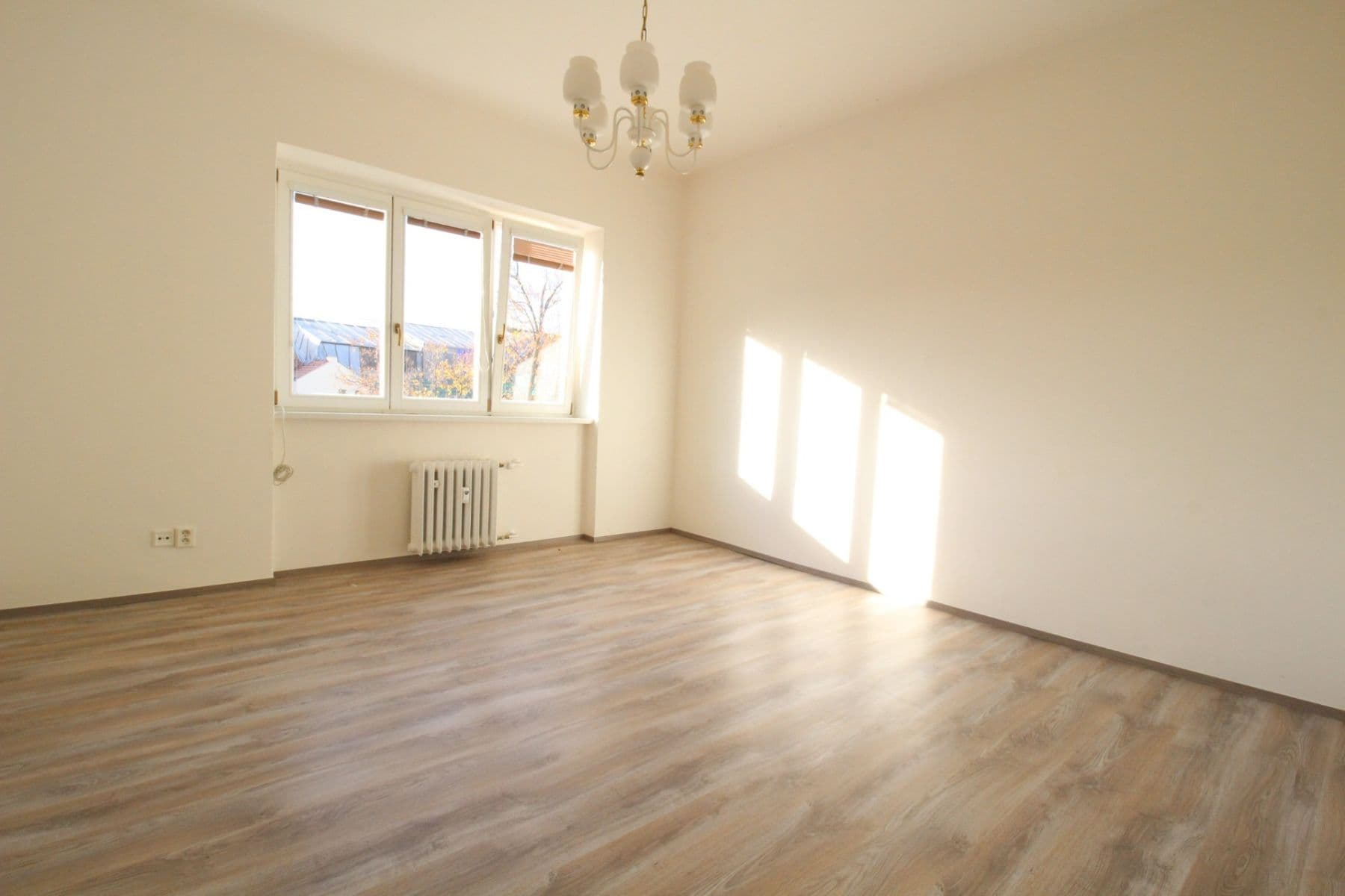 Pronájem bytu 1+1 43 m², náměstí 14. října, Praha, Praha Pronájem bytu 1+1 43 m², náměstí 14. října, Praha, Praha