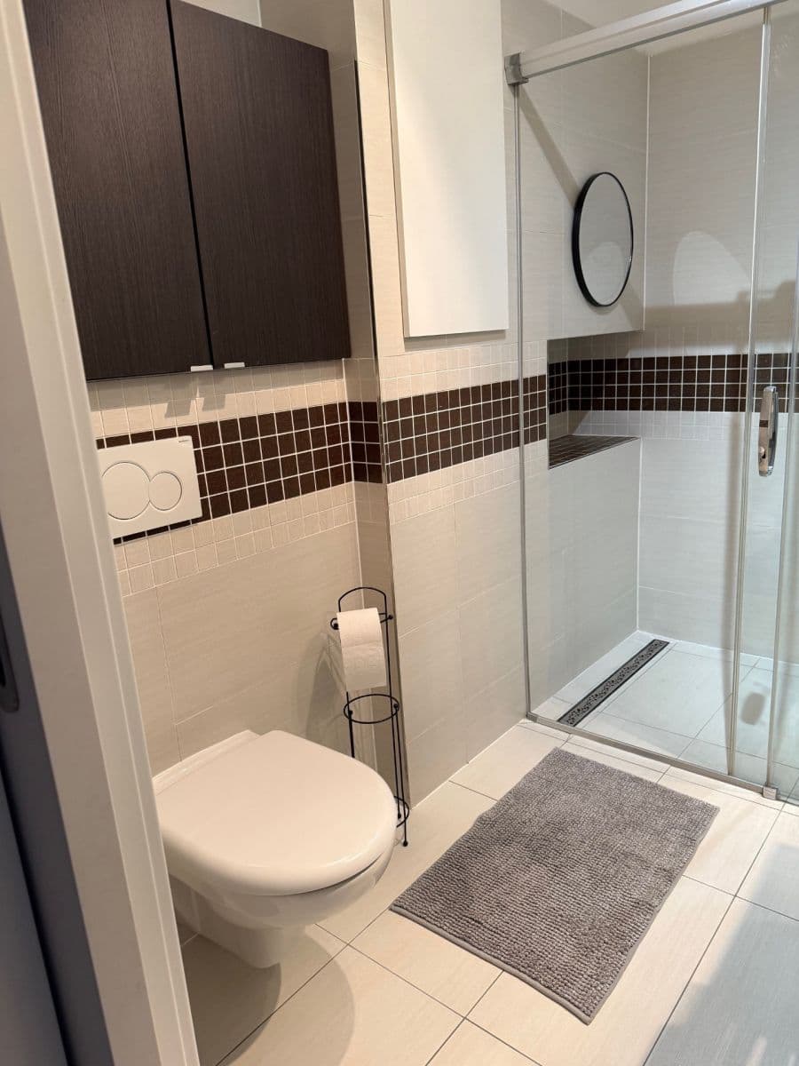 Pronájem bytu 2+1 49 m², Podunajská, Vrakuňa, Bratislavský kraj Pronájem bytu 2+1 49 m², Podunajská, Vrakuňa, Bratislavský kraj