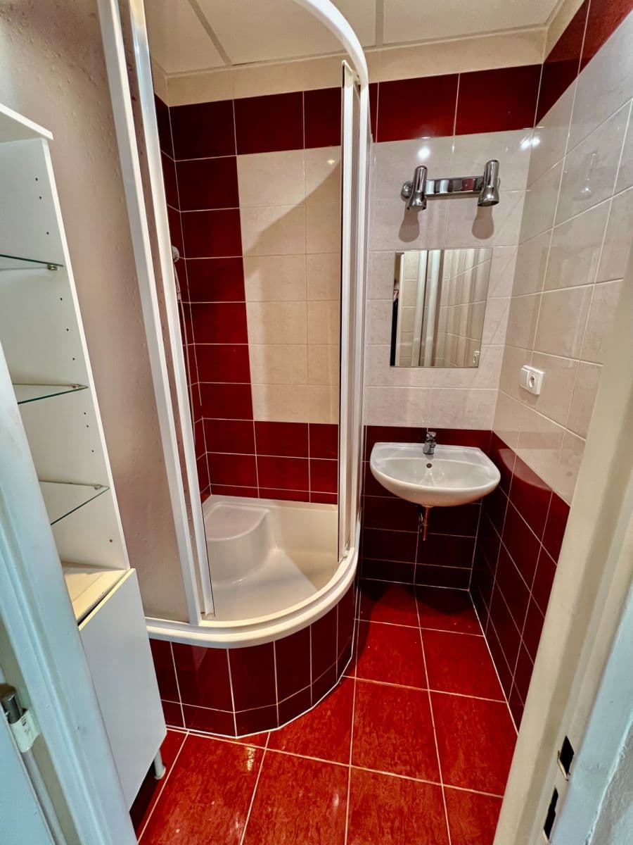 Pronájem bytu 2+1 52 m², Kratochvílova, Praha, Praha Pronájem bytu 2+1 52 m², Kratochvílova, Praha, Praha