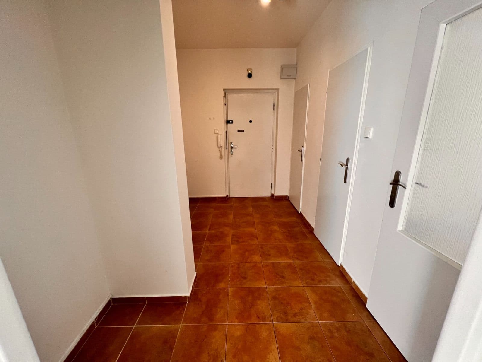 Pronájem bytu 2+1 52 m², Kratochvílova, Praha, Praha Pronájem bytu 2+1 52 m², Kratochvílova, Praha, Praha