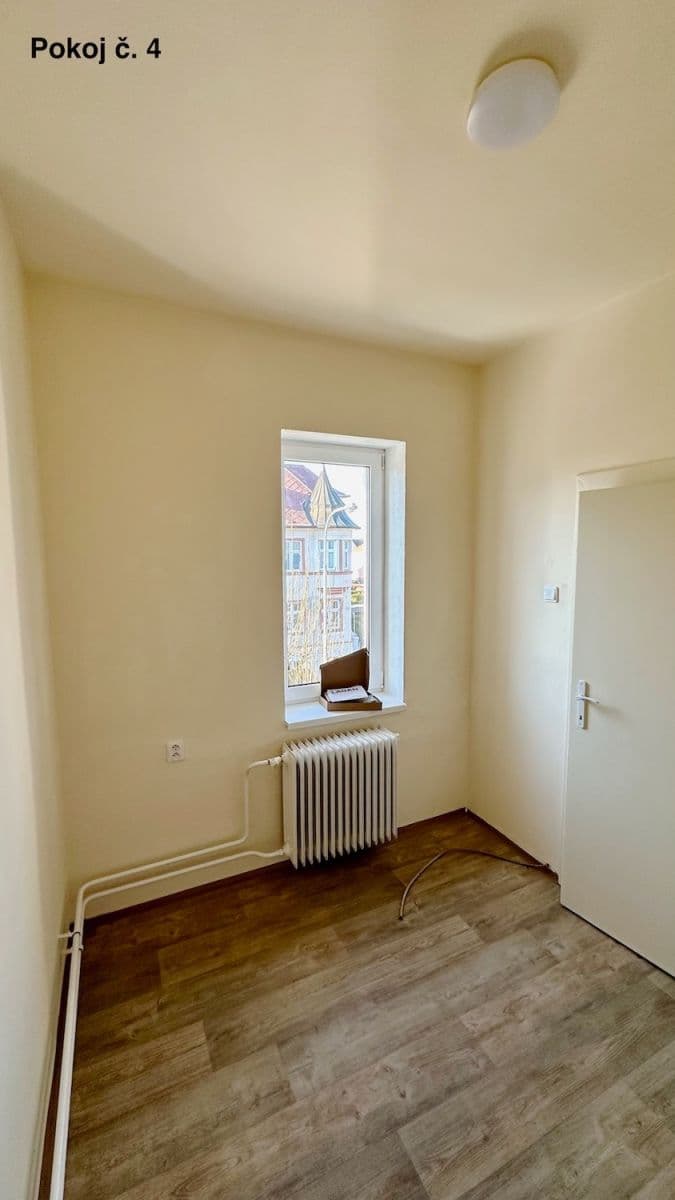 Pronájem bytu 4+1 99 m², Englišova, Opava, Moravskoslezský kraj Pronájem bytu 4+1 99 m², Englišova, Opava, Moravskoslezský kraj