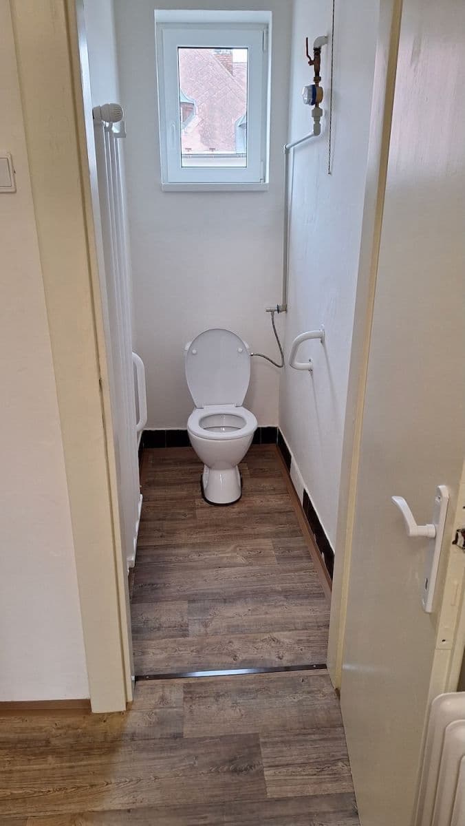 Pronájem bytu 4+1 99 m², Englišova, Opava, Moravskoslezský kraj Pronájem bytu 4+1 99 m², Englišova, Opava, Moravskoslezský kraj