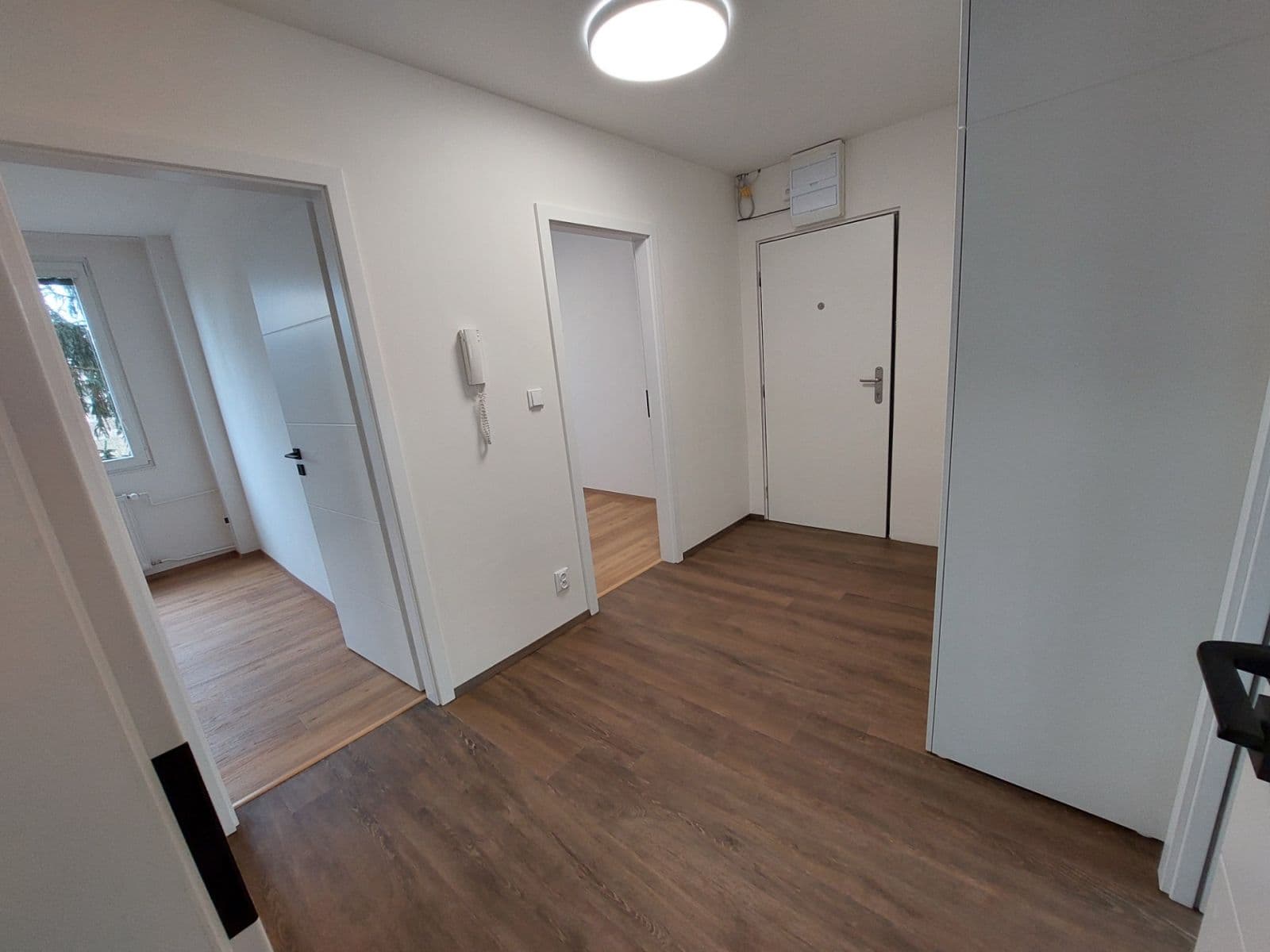 Pronájem bytu 3+kk 56 m², Kaplická, Praha, Praha Pronájem bytu 3+kk 56 m², Kaplická, Praha, Praha