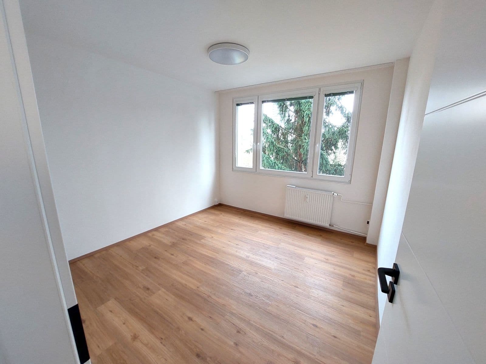 Pronájem bytu 3+kk 56 m², Kaplická, Praha, Praha Pronájem bytu 3+kk 56 m², Kaplická, Praha, Praha