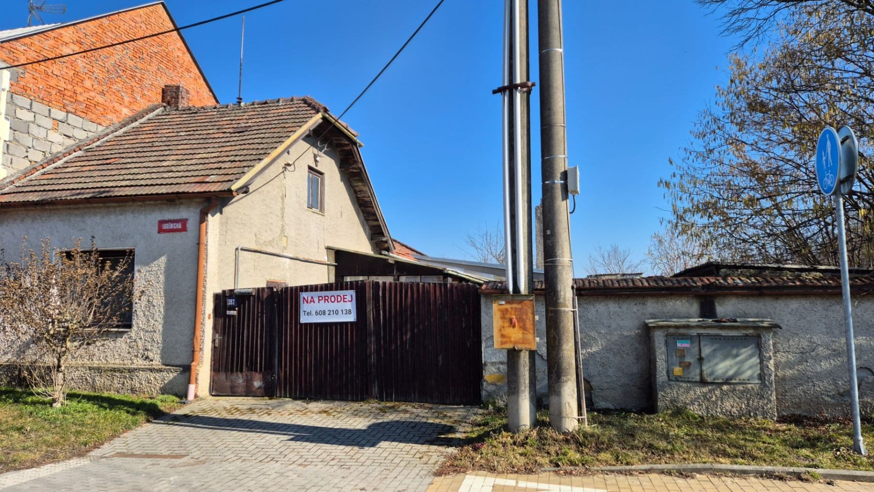 Prodej domu 316 m², pozemek 909 m², Loděnická, Bohuňovice, Olomoucký kraj Prodej domu 316 m², pozemek 909 m², Loděnická, Bohuňovice, Olomoucký kraj