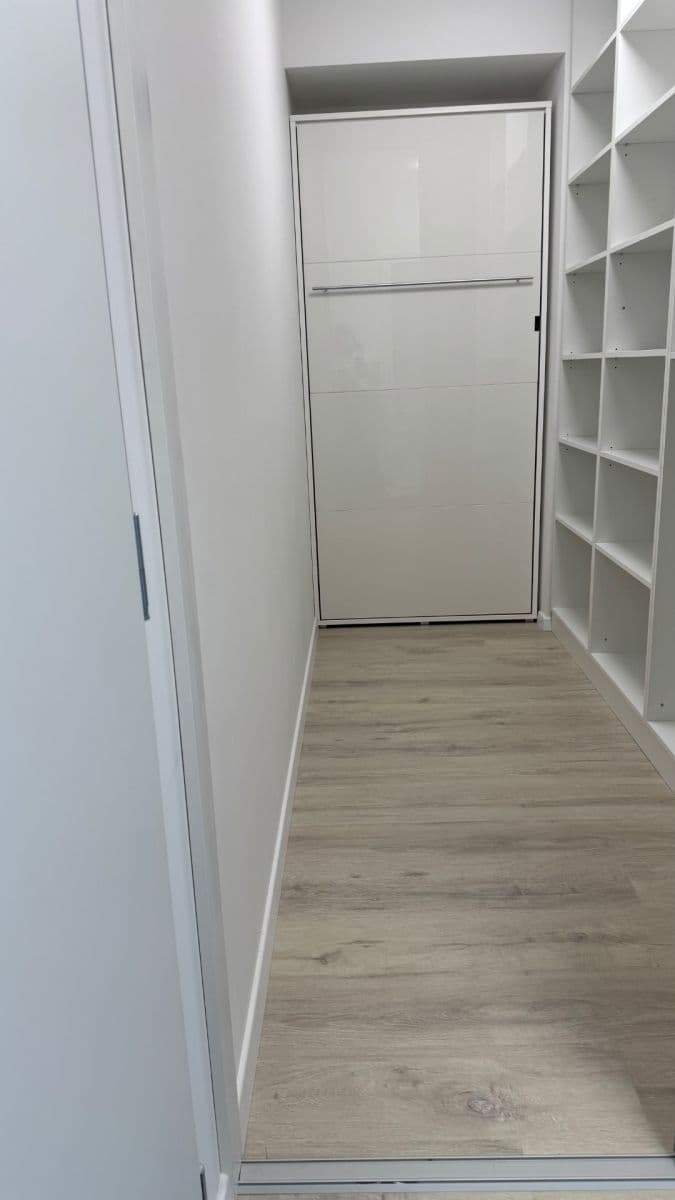 Prodej bytu 2+1 58 m², Hraničná, Ružinov, Bratislavský kraj Prodej bytu 2+1 58 m², Hraničná, Ružinov, Bratislavský kraj