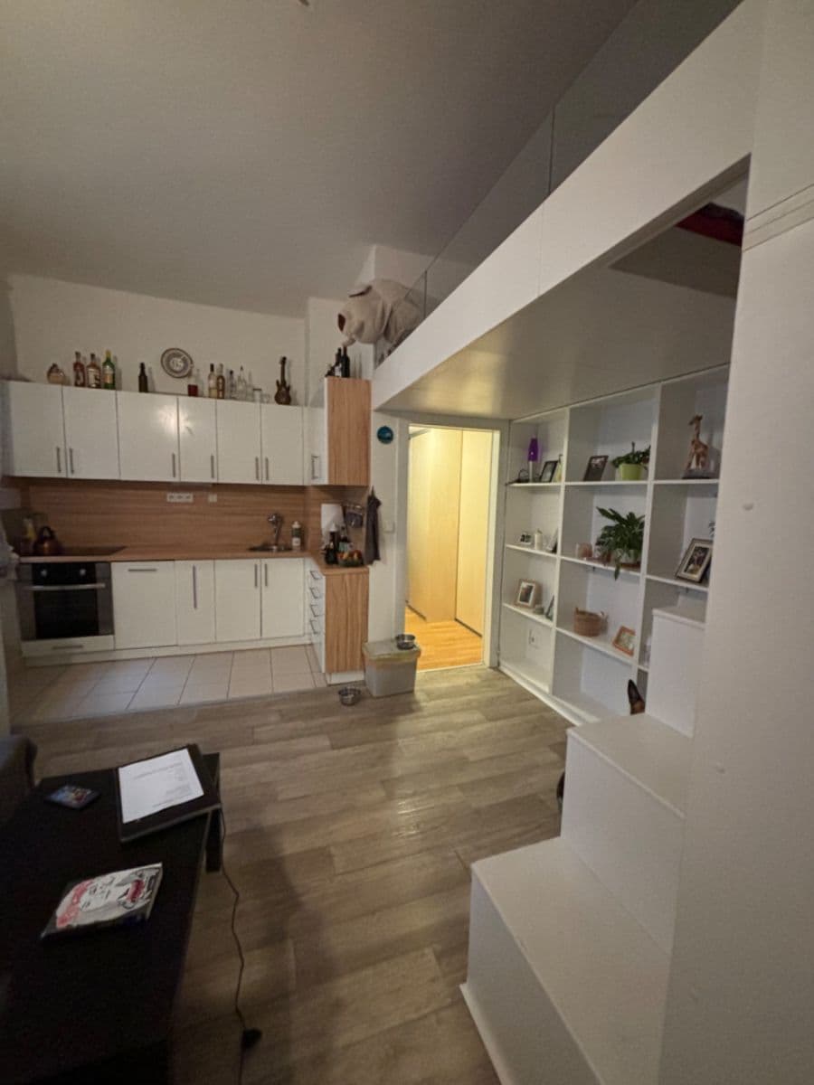 Prodej bytu 2+kk 50 m², Bubenská, Praha, Praha Prodej bytu 2+kk 50 m², Bubenská, Praha, Praha