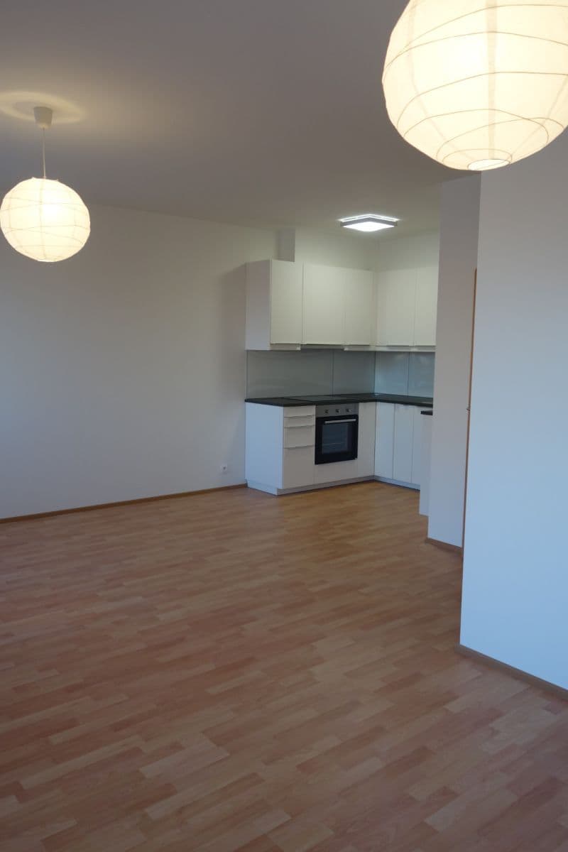 Pronájem bytu 2+kk 58 m², U Vodojemu, Brandýs nad Labem-Stará Boleslav, Středočeský kraj Pronájem bytu 2+kk 58 m², U Vodojemu, Brandýs nad Labem-Stará Boleslav, Středočeský kraj