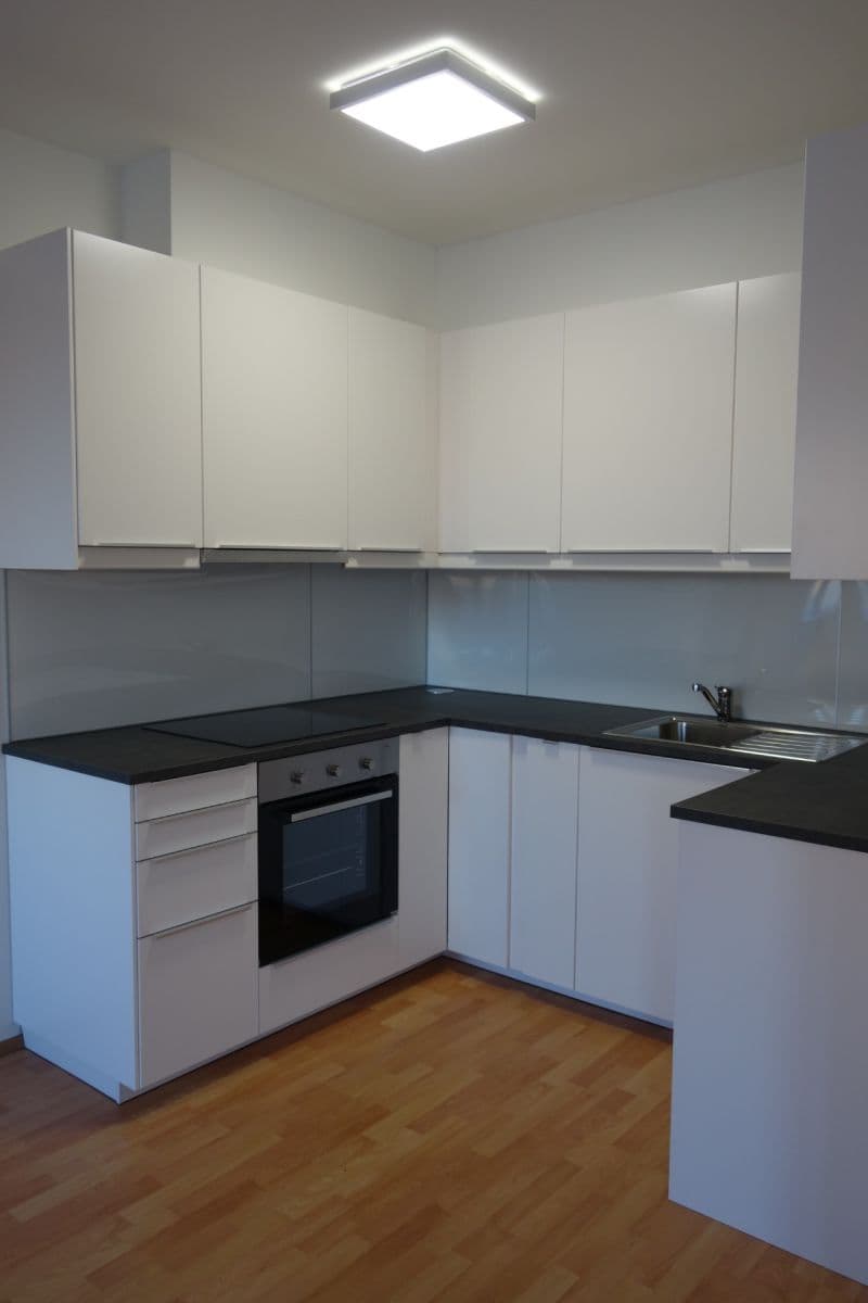 Pronájem bytu 2+kk 58 m², U Vodojemu, Brandýs nad Labem-Stará Boleslav, Středočeský kraj Pronájem bytu 2+kk 58 m², U Vodojemu, Brandýs nad Labem-Stará Boleslav, Středočeský kraj