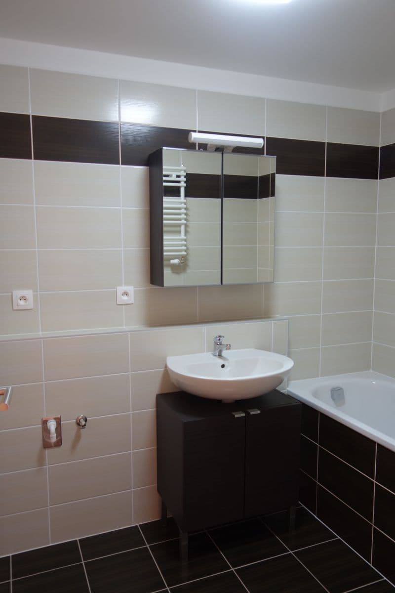 Pronájem bytu 2+kk 58 m², U Vodojemu, Brandýs nad Labem-Stará Boleslav, Středočeský kraj Pronájem bytu 2+kk 58 m², U Vodojemu, Brandýs nad Labem-Stará Boleslav, Středočeský kraj