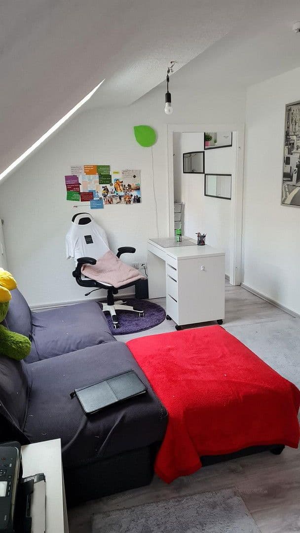 Pronájem bytu 2+1 28 m², Hatzenbecker Str. 85, Wuppertal, Severní Porýní-Vestfálsko Pronájem bytu 2+1 28 m², Hatzenbecker Str. 85, Wuppertal, Severní Porýní-Vestfálsko