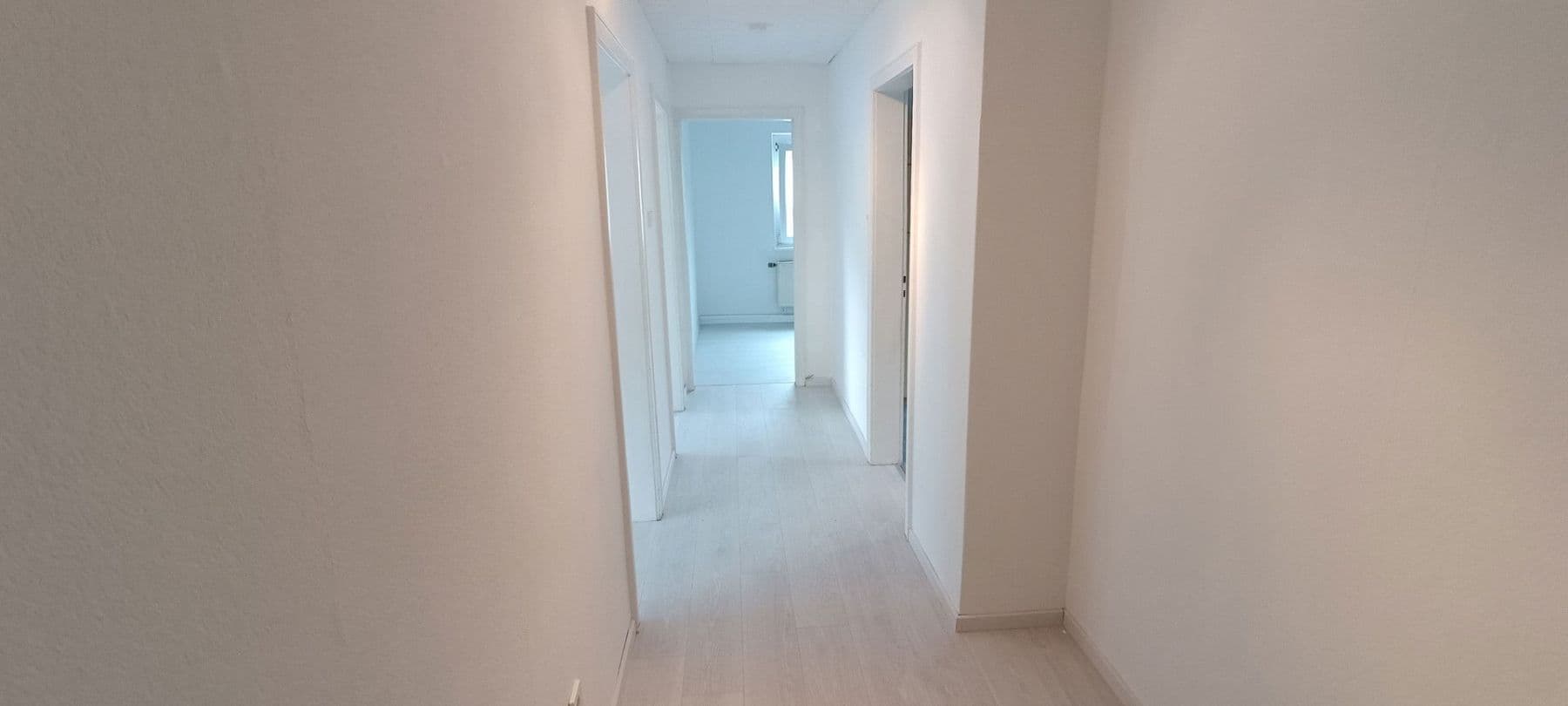 Pronájem bytu 3+1 76 m², Silcherstraße 4, Heubach, Bádensko-Württembersko Pronájem bytu 3+1 76 m², Silcherstraße 4, Heubach, Bádensko-Württembersko