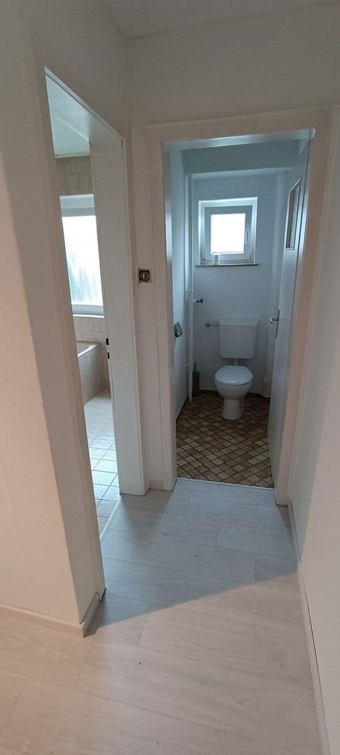 Pronájem bytu 3+1 76 m², Silcherstraße 4, Heubach, Bádensko-Württembersko Pronájem bytu 3+1 76 m², Silcherstraße 4, Heubach, Bádensko-Württembersko