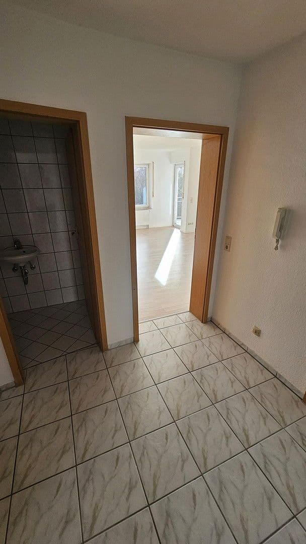 Pronájem bytu 3+1 76 m², Stauffenbergring 28, Ellwangen (Jagst), Bádensko-Württembersko Pronájem bytu 3+1 76 m², Stauffenbergring 28, Ellwangen (Jagst), Bádensko-Württembersko